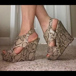 Just Fab snakeskin wedges
